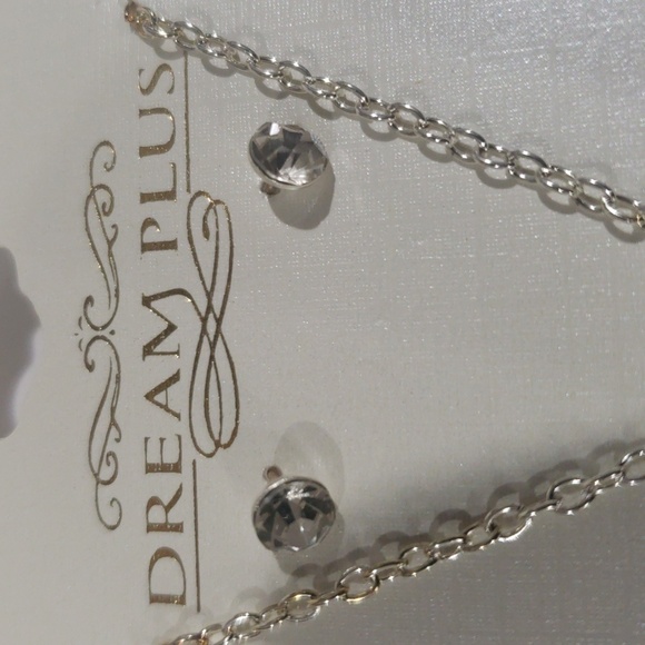 Silver Teardrop Pendant Necklace w/ Crystal Accents & Earrings Women's Jewelry - Picture 4 of 7